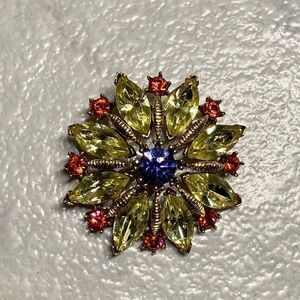 Rj Graciano Vintage Austrian Crystal Brooch.